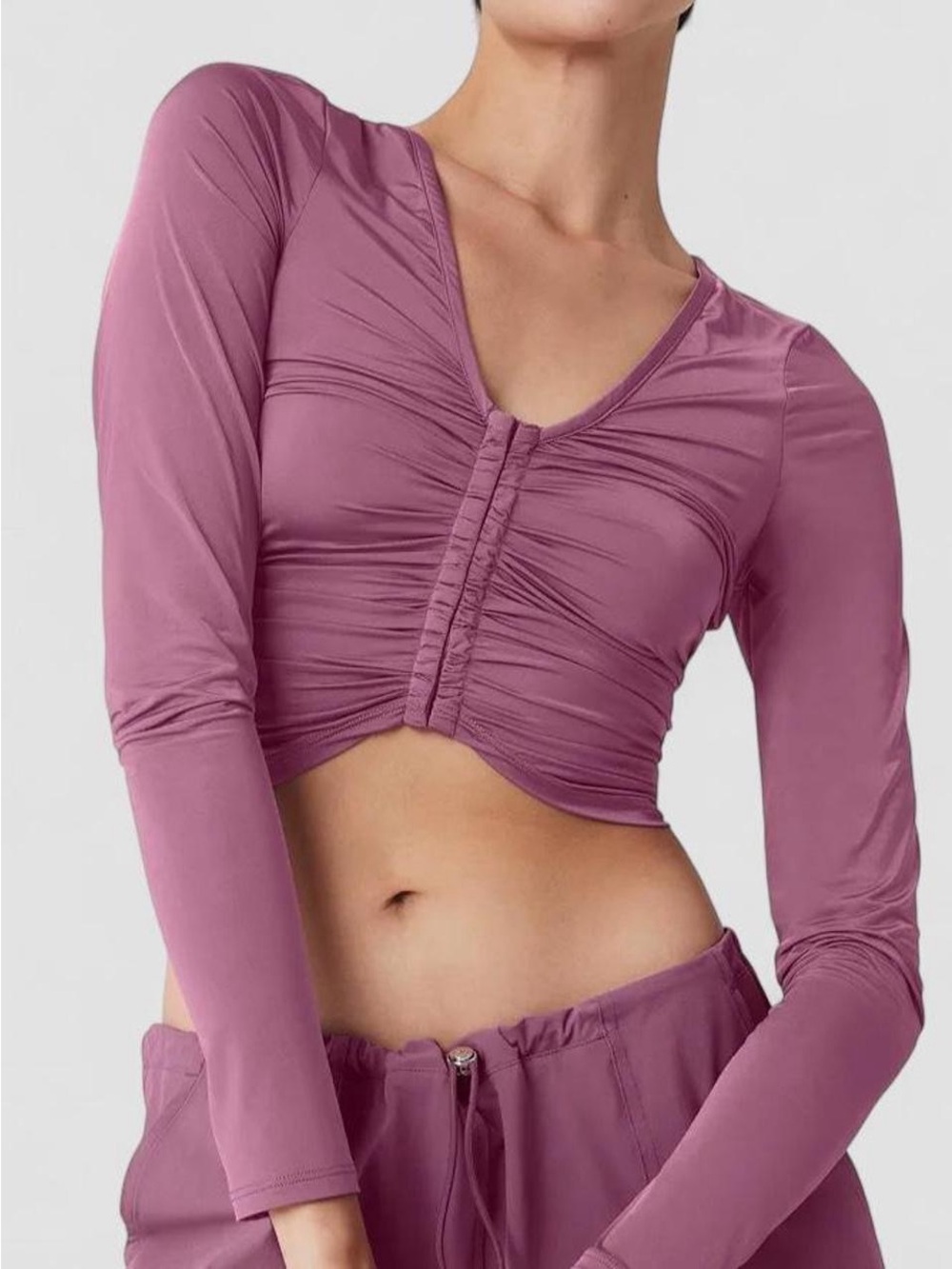 Alo Yoga Long Sleeve Top